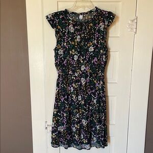 Old Navy black floral rayon dress, M, GUC